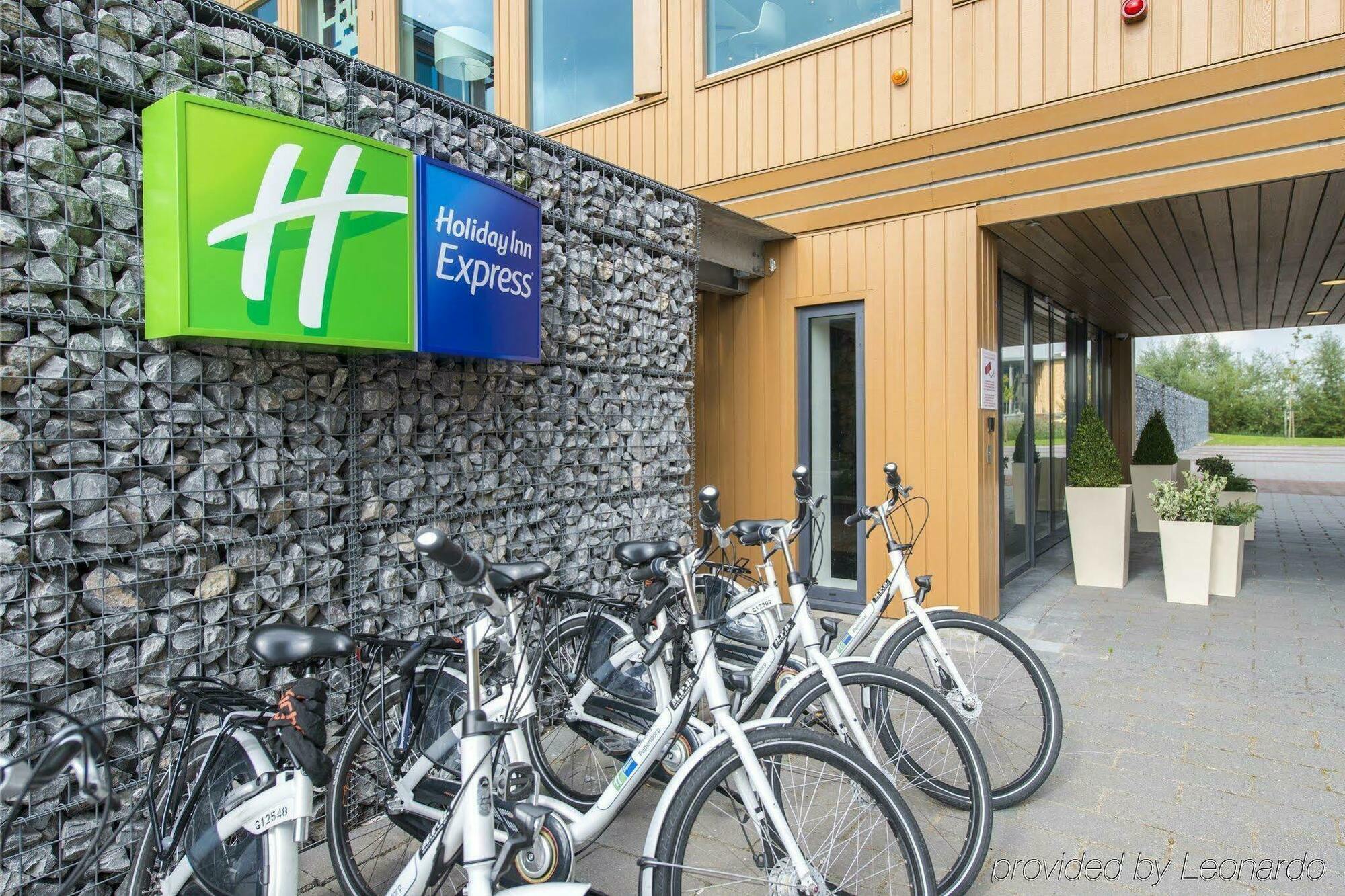 Holiday Inn Express Utrecht - Papendorp, An Ihg Hotel מראה חיצוני תמונה